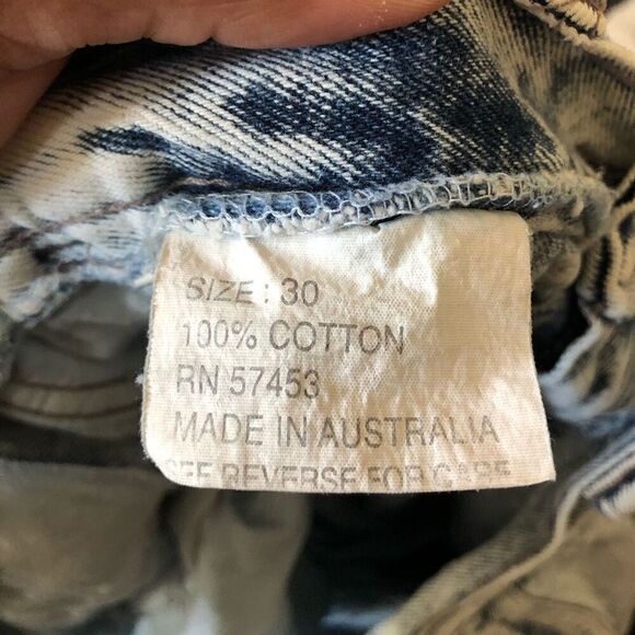 Vintage Broadway Blues Jeans Co Men’s Shorts 30 Acid Wash Pleated Cuffed - Picture 5 of 7